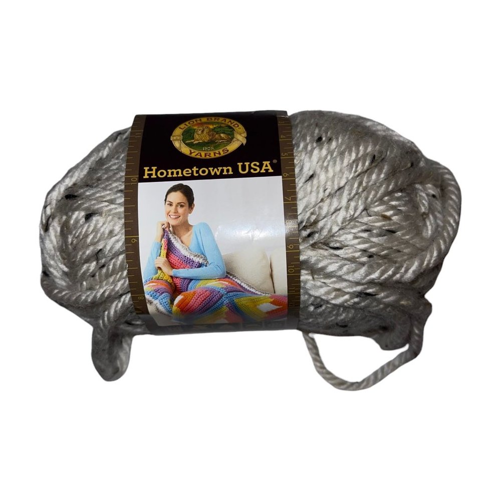 New Lion Brand Hometown USA #302 Aspen Tweed 6 Super Bulky 4 Ounces 64 Yards